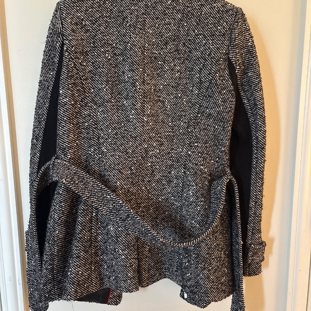 Express Jacket - Picture 4 of 5